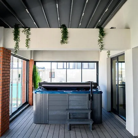 Aquarium Penthouse 7 Năvodari